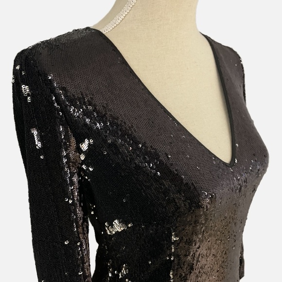 Guess by Marciano Sequined Mini Dress V-Neck Black Size XS Lined LBD - Picture 4 of 8